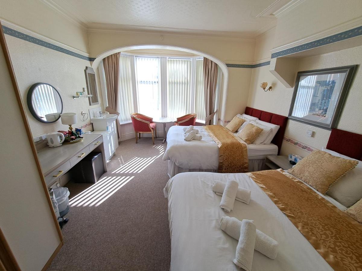 Lily Hotel Блэкпул Экстерьер фото